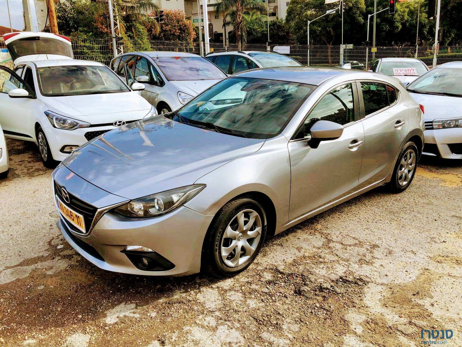 2015' Mazda 3 photo #1