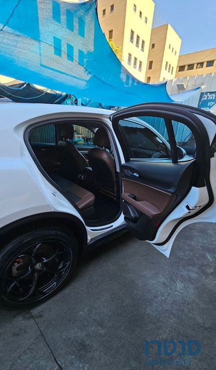 2018' Alfa Romeo Stelvio אלפא רומיאו סטלויו photo #2
