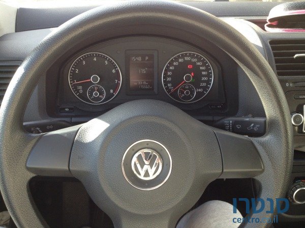 2011' Volkswagen Jetta photo #4