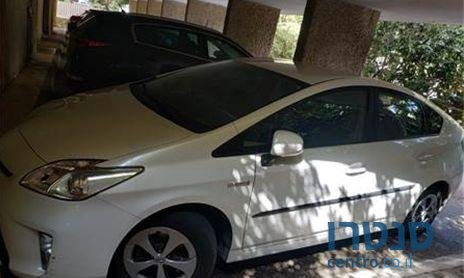 2014' Toyota Prius טויוטה פריוס photo #3