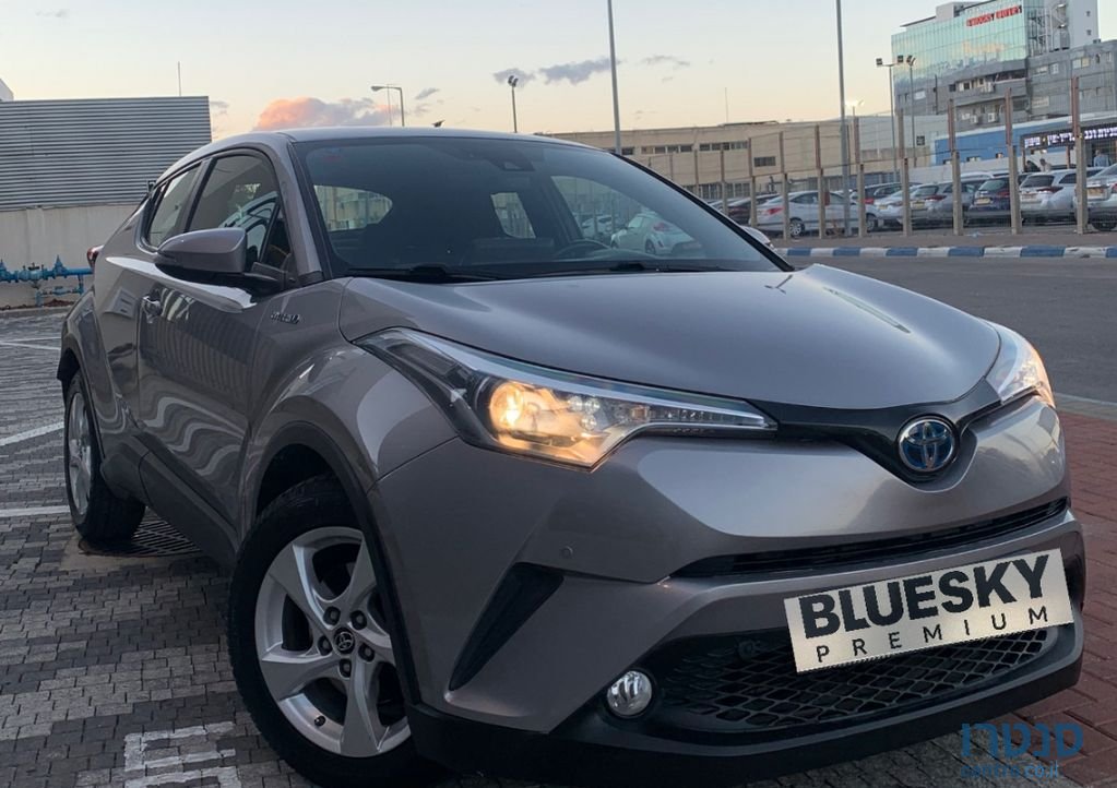 2017' Toyota C-Hr טויוטה photo #4