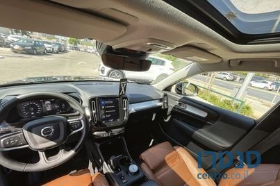 2021' Volvo Xc40 וולוו photo #4