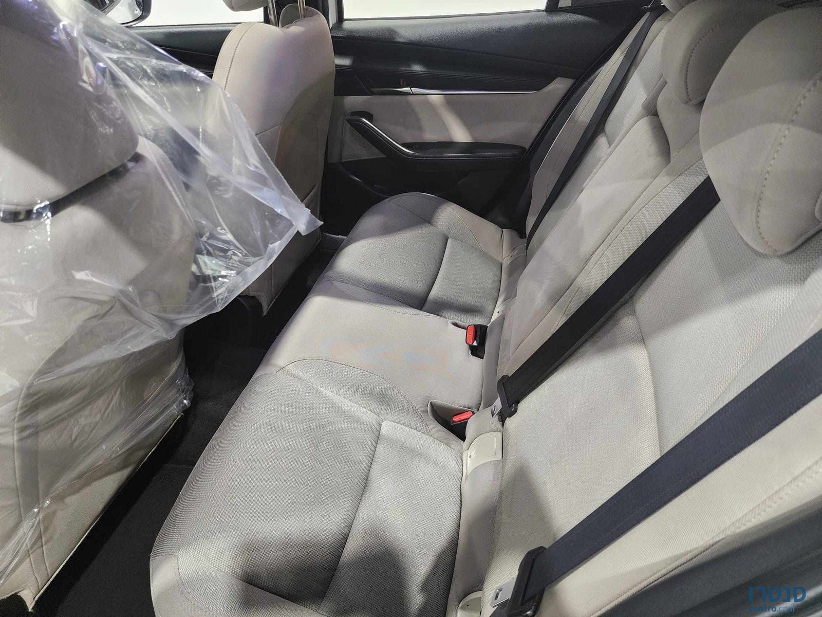 2021' Mazda 3 SPIRIT photo #7