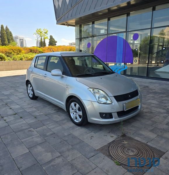 2009' Suzuki Swift סוזוקי סוויפט photo #3