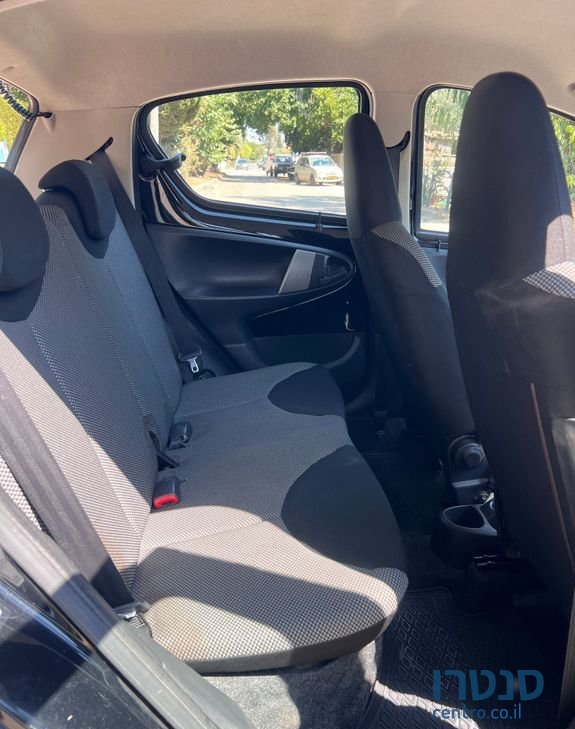 2012' Toyota Aygo טויוטה אייגו photo #6