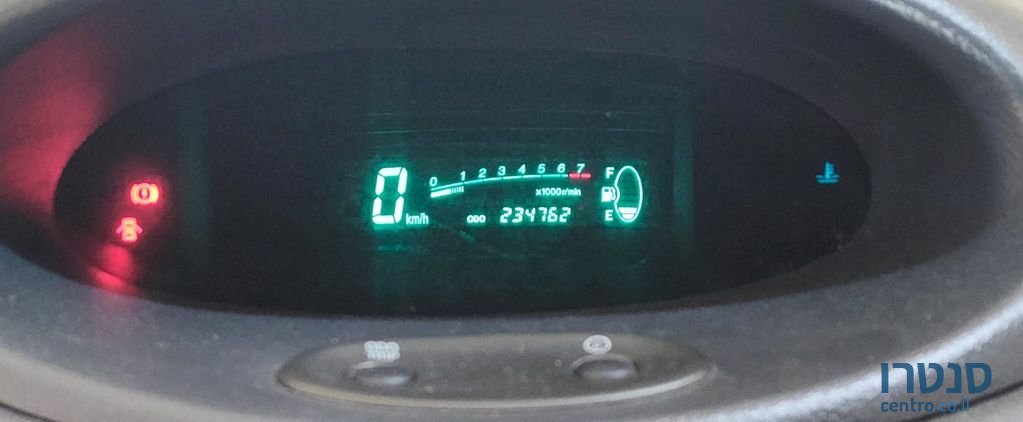 2003' Toyota Yaris טויוטה יאריס photo #6