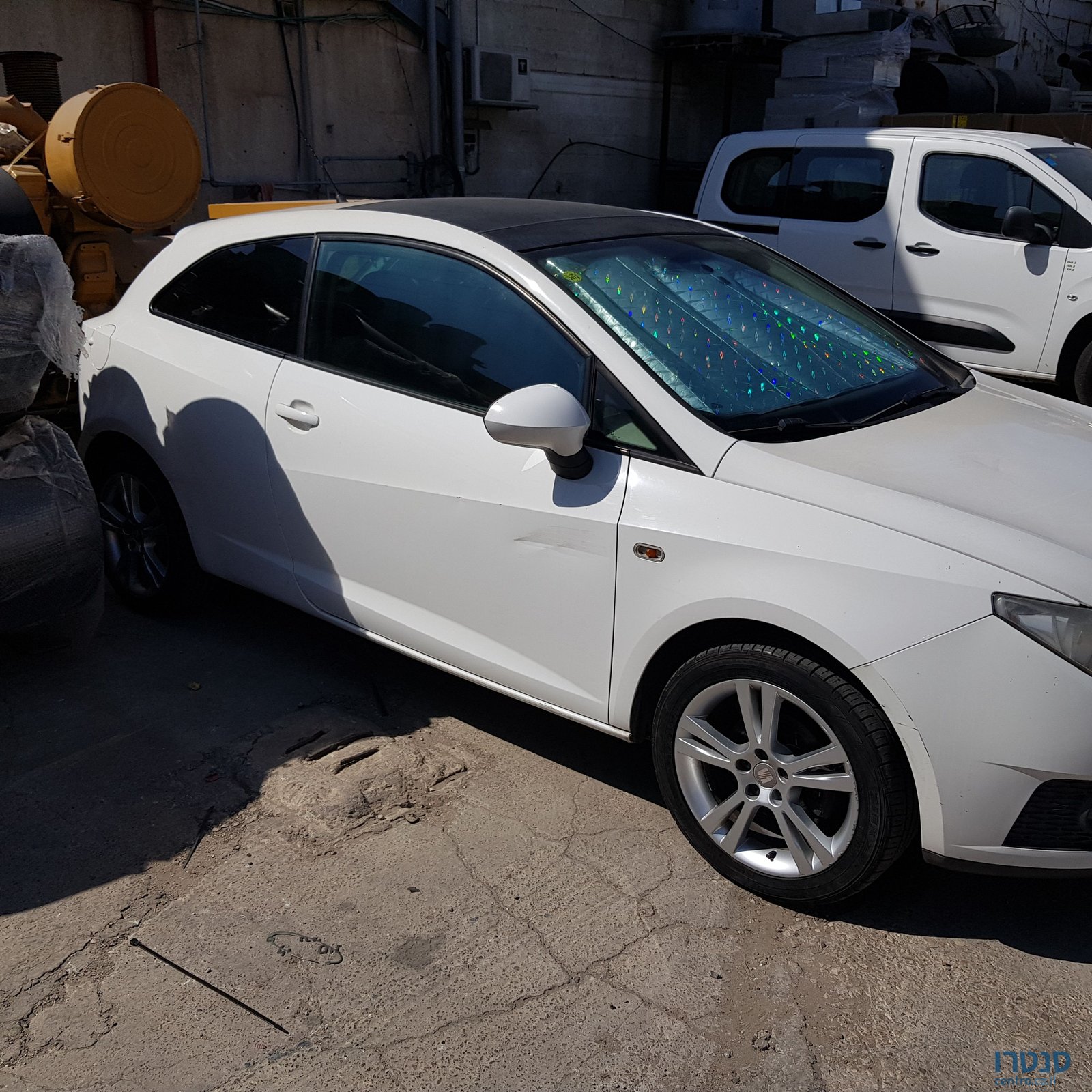 2012' SEAT Ibiza סיאט איביזה photo #1