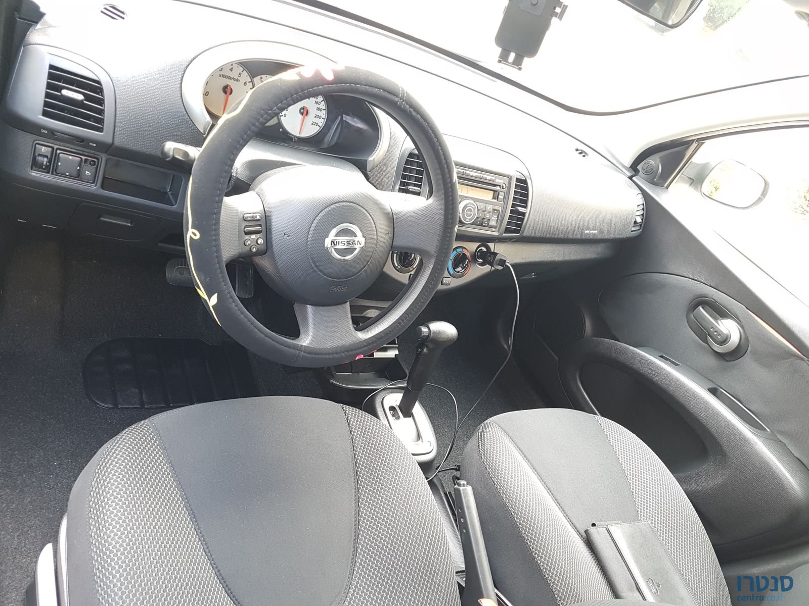 2009' Nissan Micra photo #2