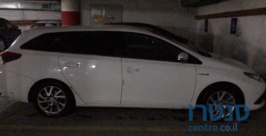 2016' Toyota Auris טויוטה אוריס photo #1