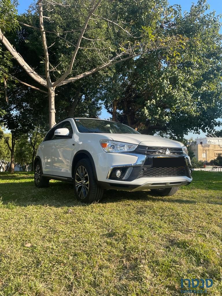 2018' Mitsubishi ASX photo #1