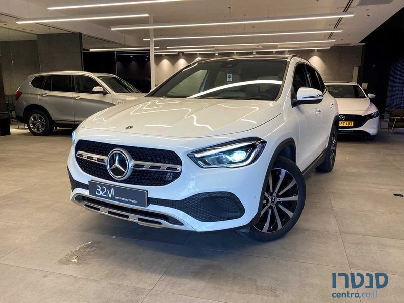 2020' Mercedes-Benz GLA מרצדס photo #1