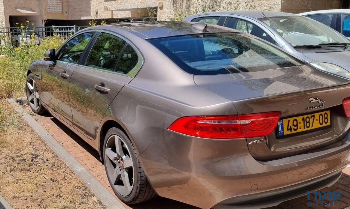 2017' Jaguar Xe יגואר photo #2