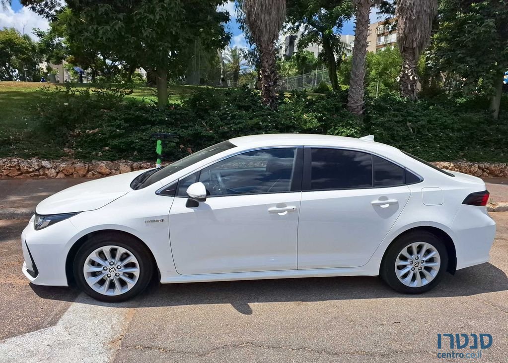 2021' Toyota Corolla טויוטה קורולה photo #4