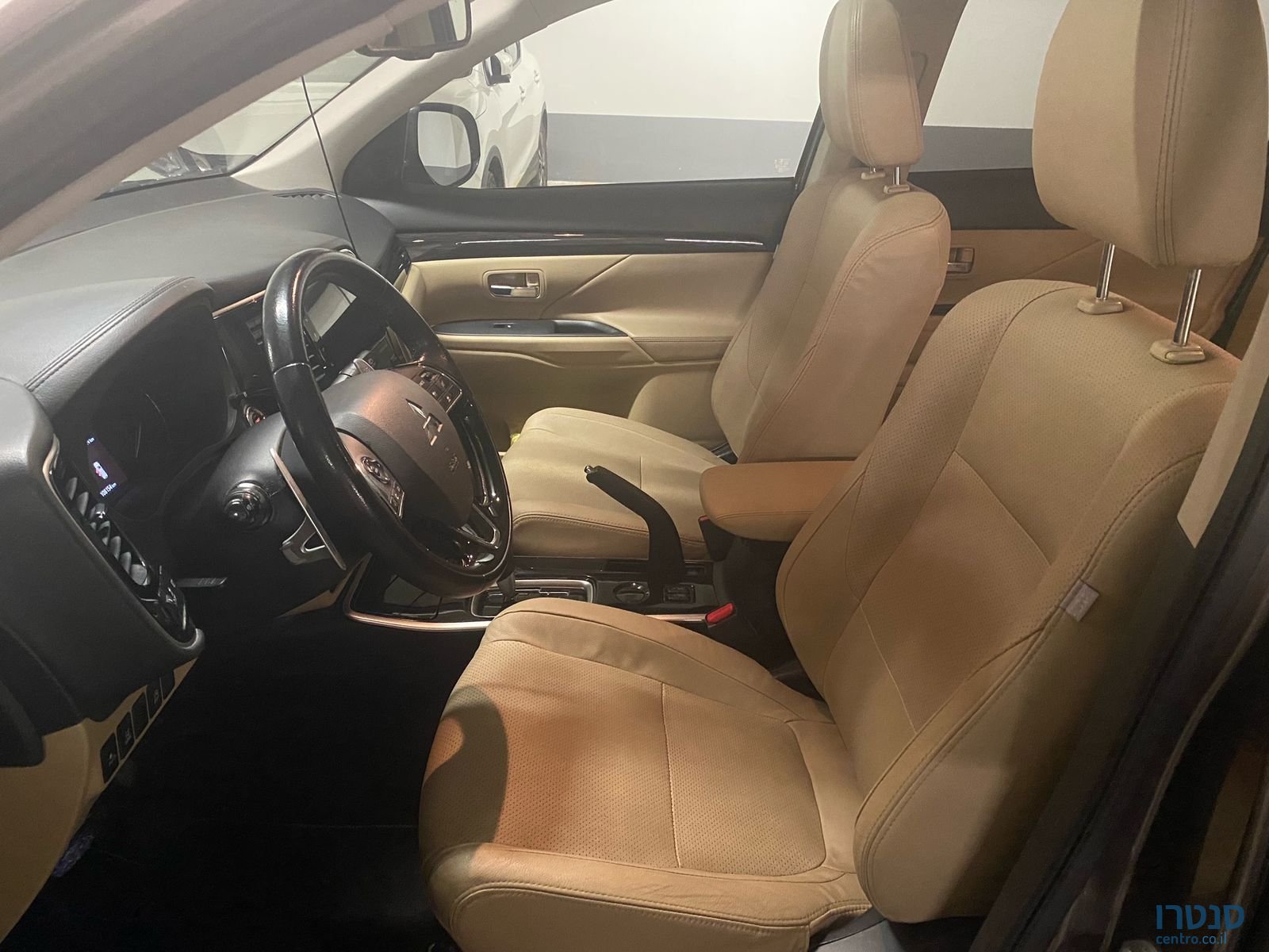 2018' Mitsubishi Outlander מיצובישי אאוטלנדר photo #5