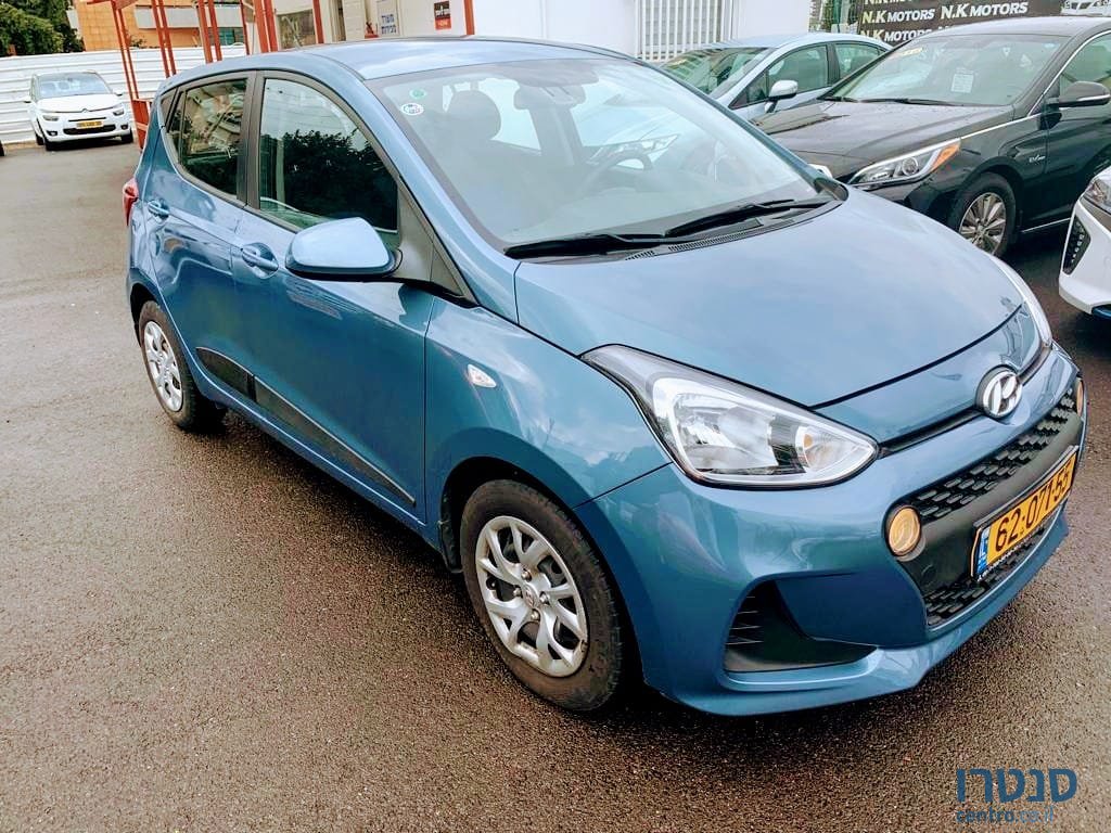 2017' Hyundai i10 photo #2