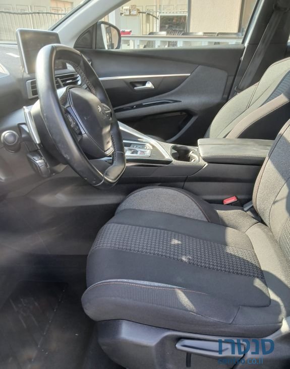 2021' Peugeot 5008 פיג'ו photo #5