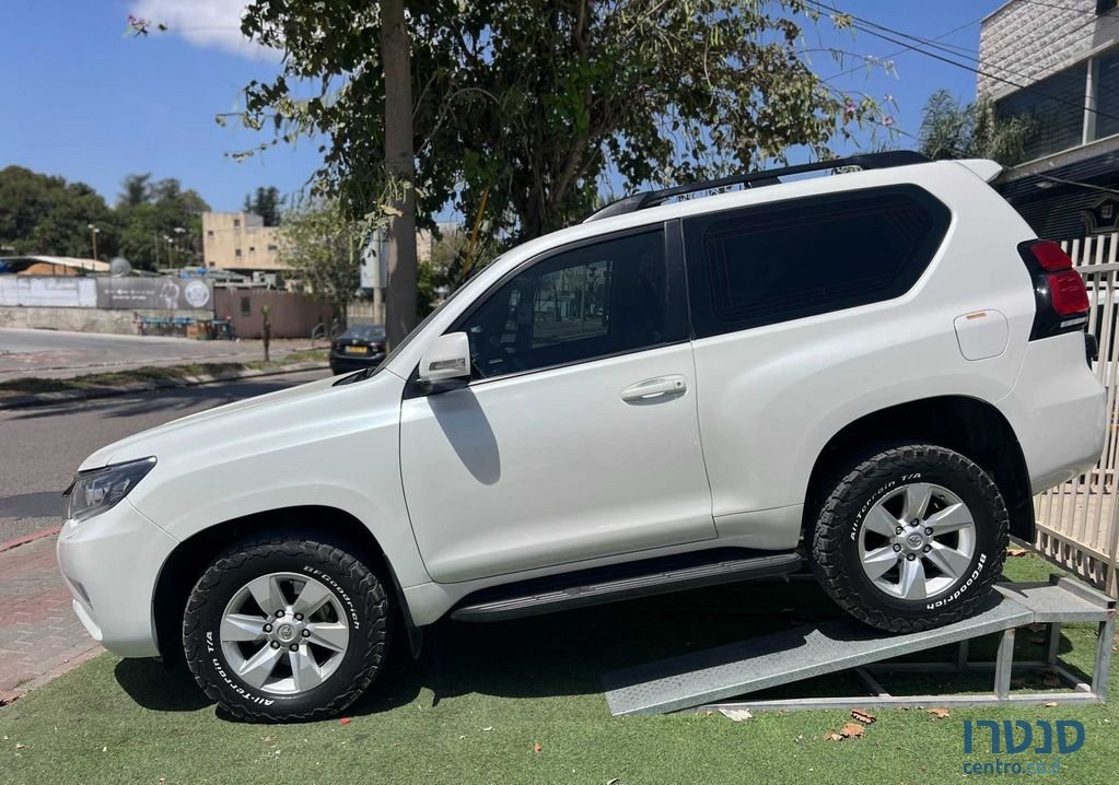 2019' Toyota Land Cruiser טויוטה לנד קרוזר photo #2