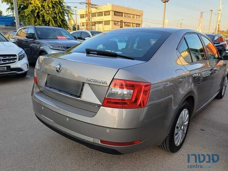 2019' Skoda Octavia סקודה אוקטביה photo #3