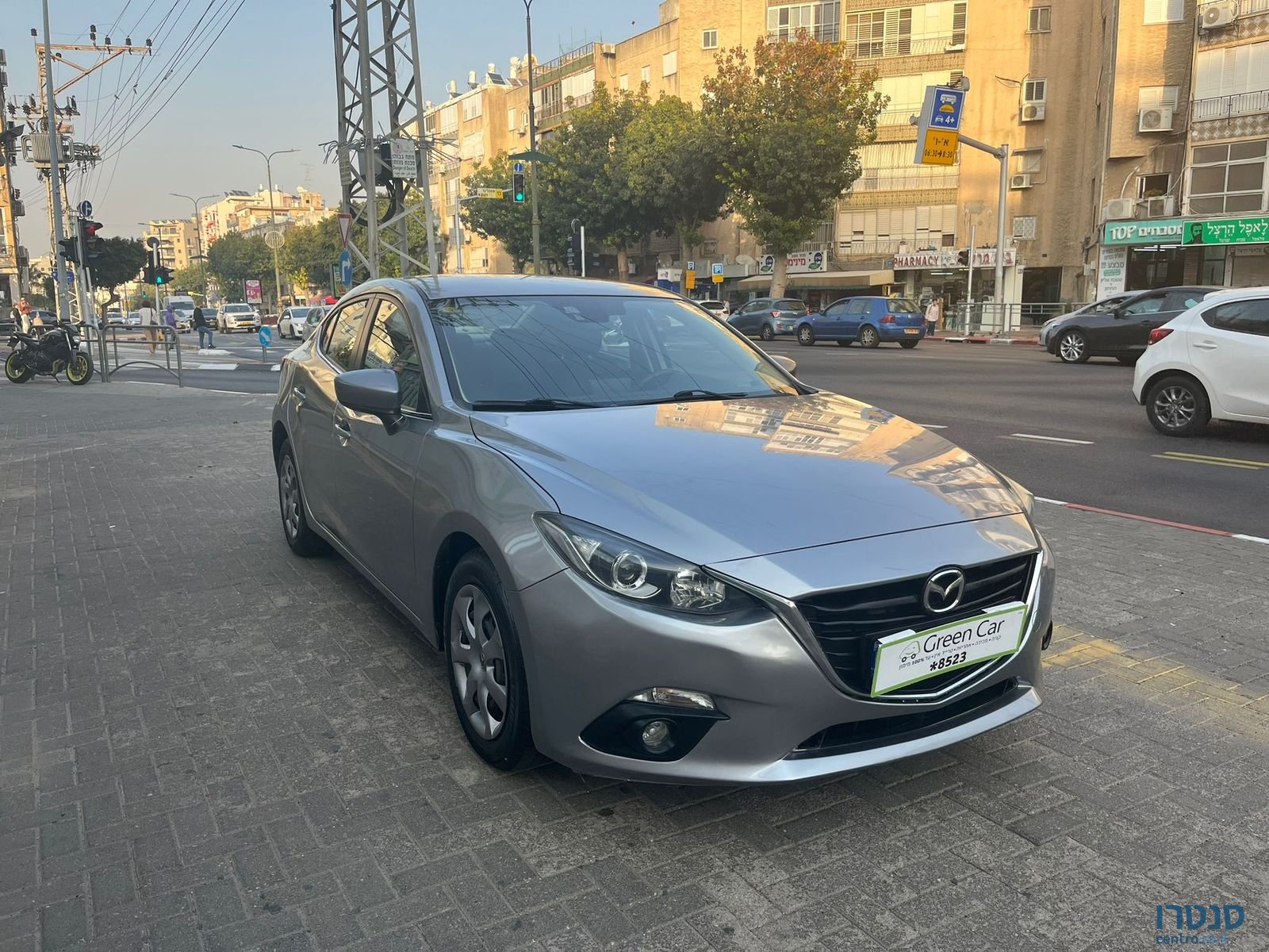 2015' Mazda 3 photo #7