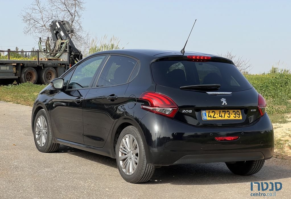2016' Peugeot 208 פיג'ו photo #5