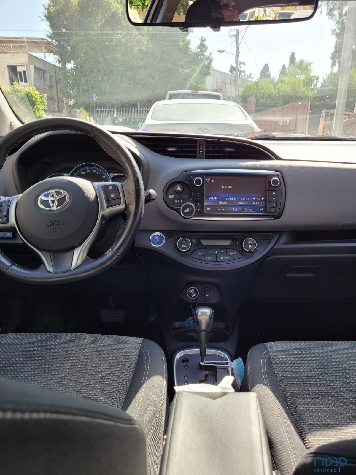 2016' Toyota Yaris טויוטה יאריס photo #2
