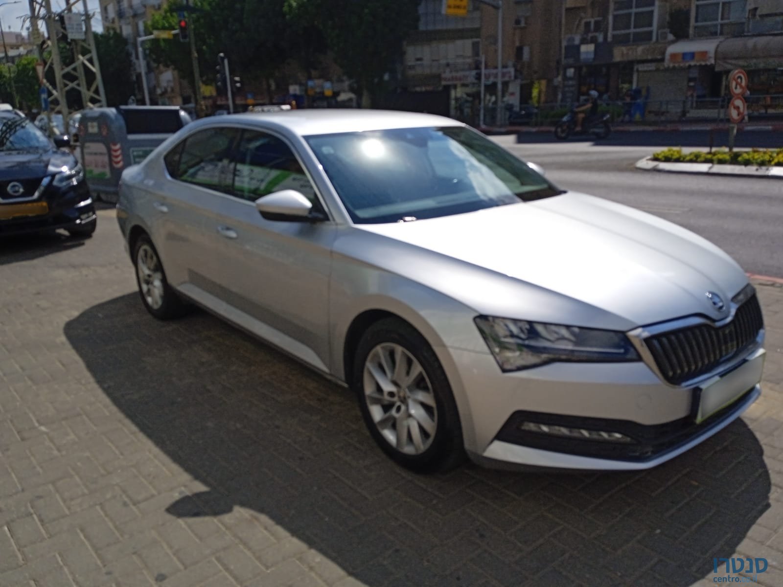 2021' Skoda Superb photo #5