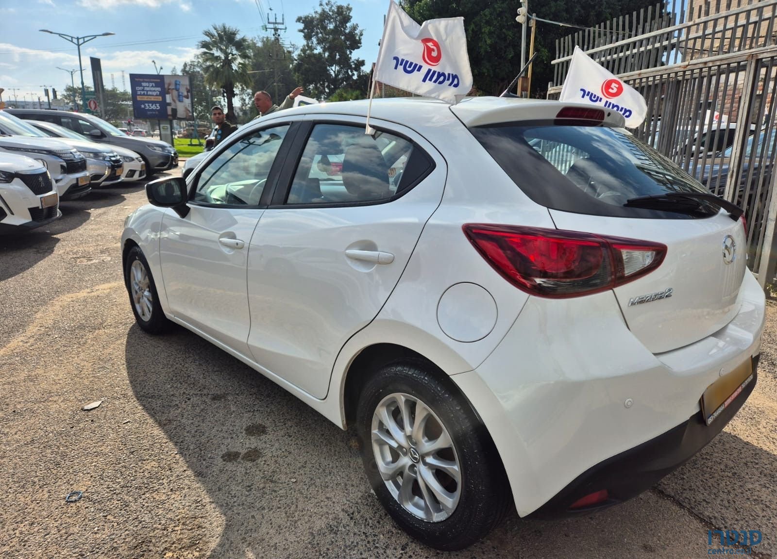 2019' Mazda 2 מאזדה photo #5