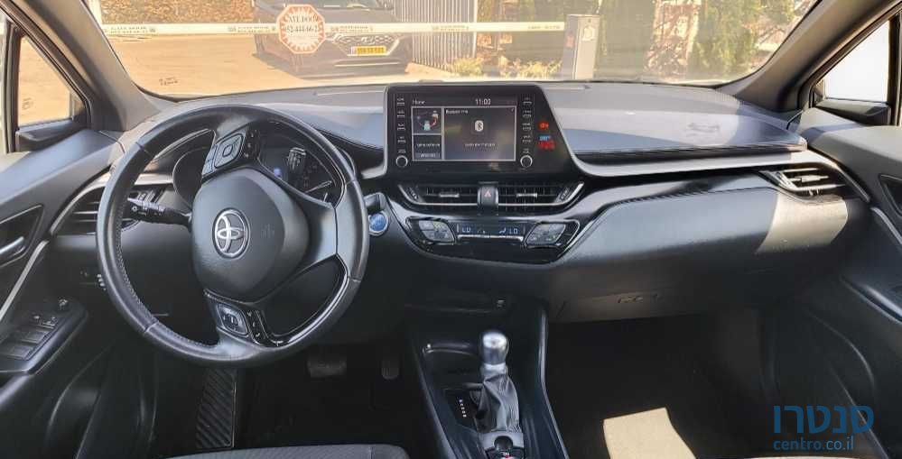 2020' Toyota C-HR טויוטה photo #5