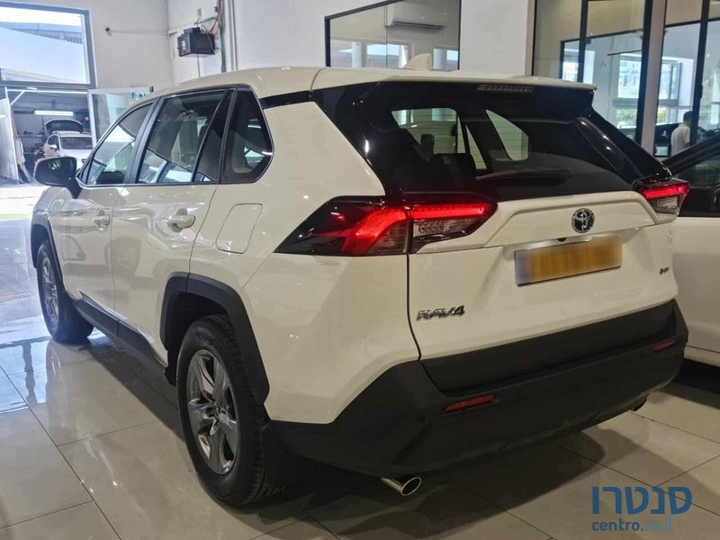 2025' Toyota RAV4 photo #4