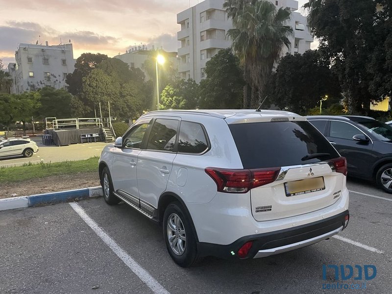 2016' Mitsubishi Outlander מיצובישי אאוטלנדר photo #3