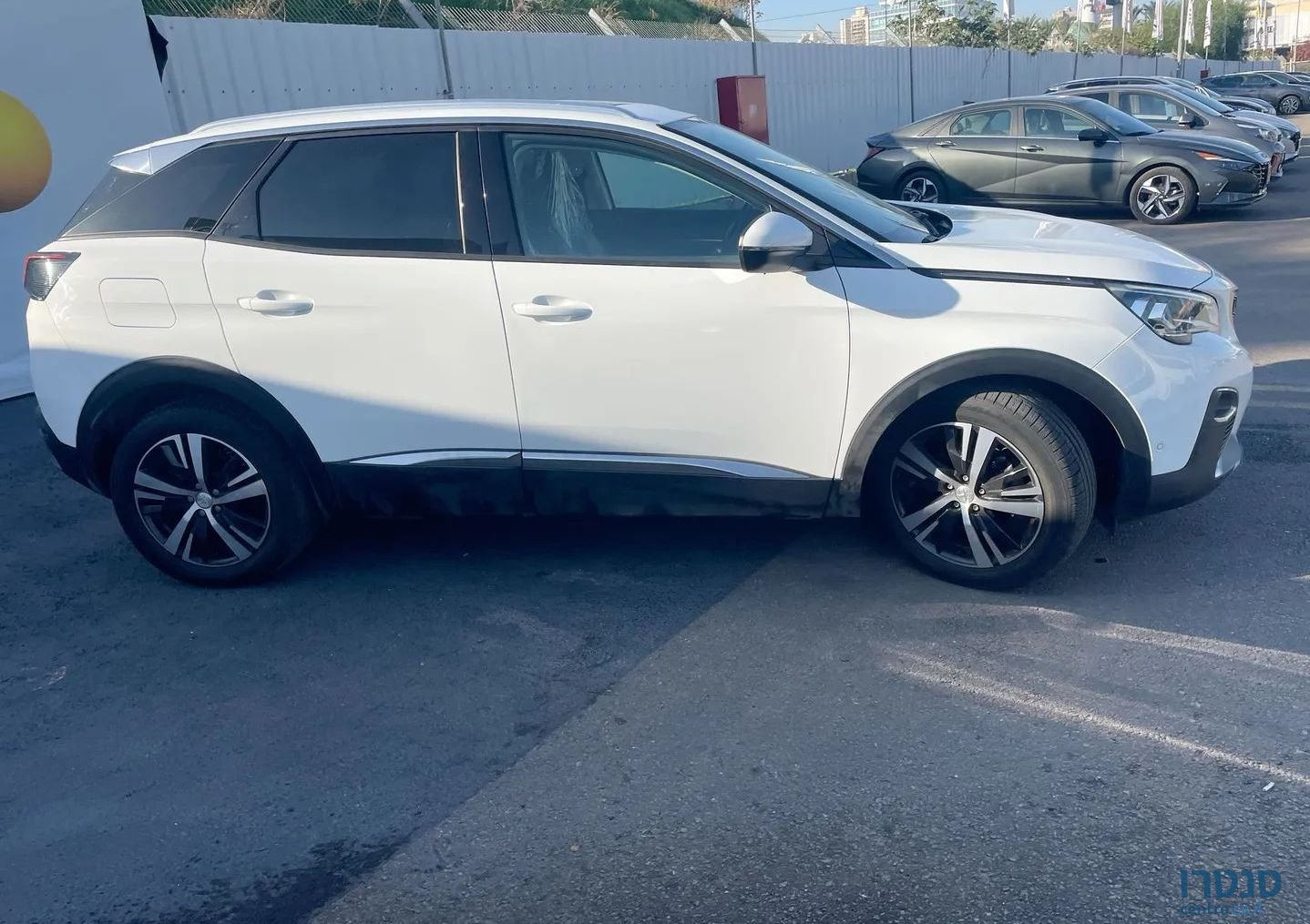 2020' Peugeot 3008 פיג'ו photo #2