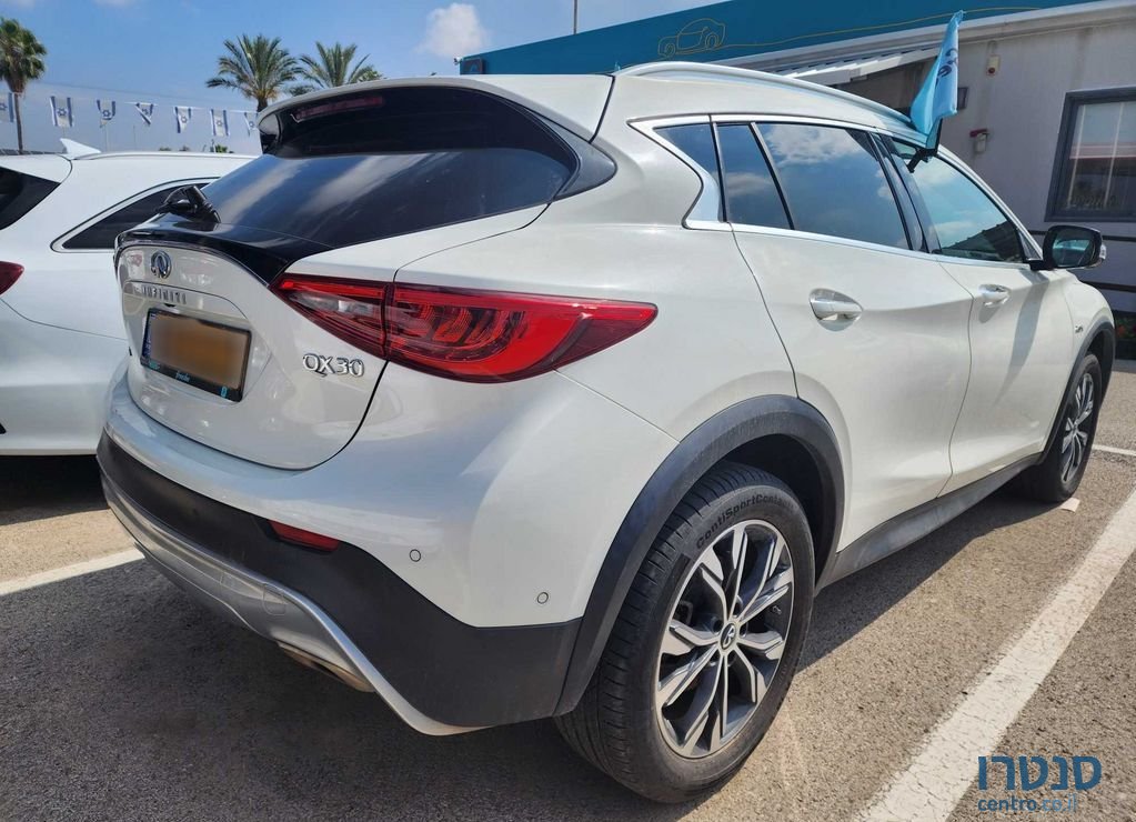 2019' Infiniti QX30 אינפיניטי photo #5
