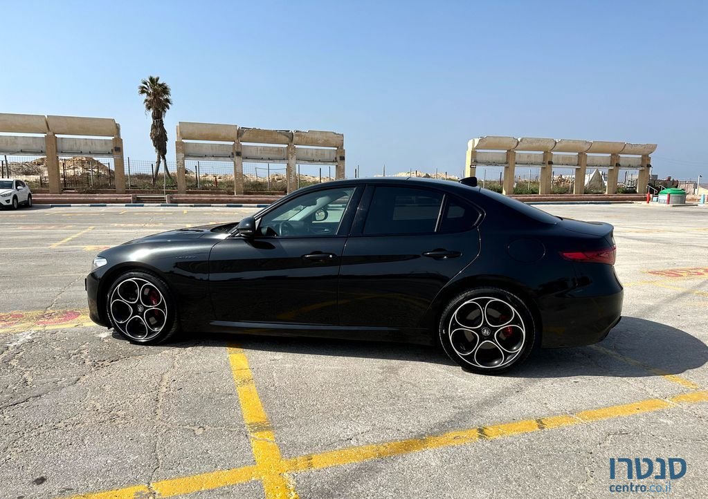 2021' Alfa Romeo Giulia אלפא רומיאו ג'וליה photo #4
