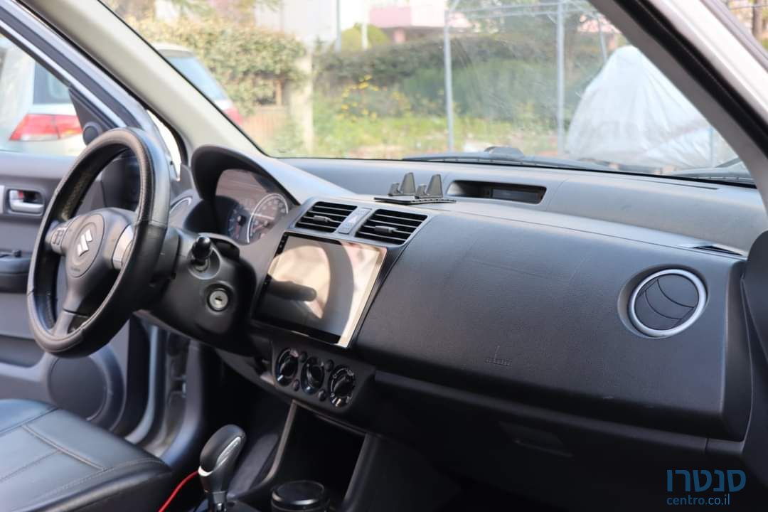 2010' Suzuki Swift סוזוקי סוויפט photo #5