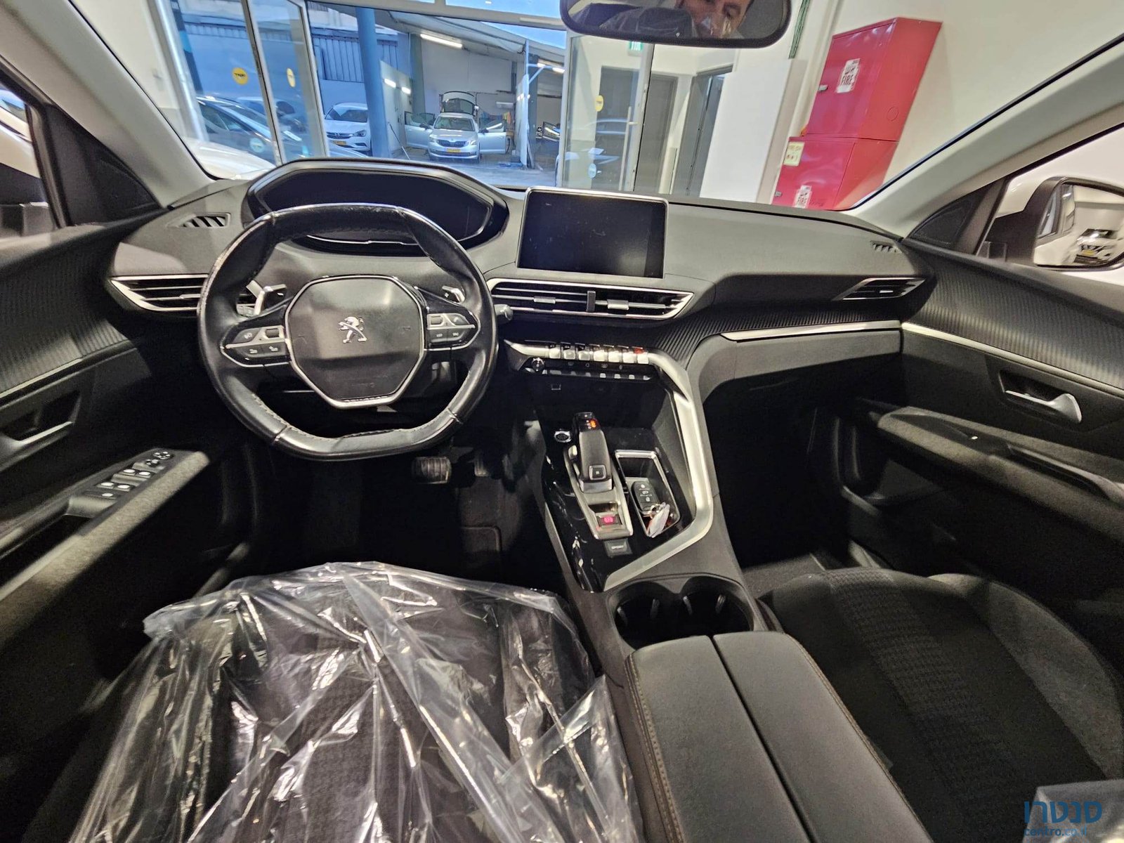 2019' Peugeot 3008 photo #5