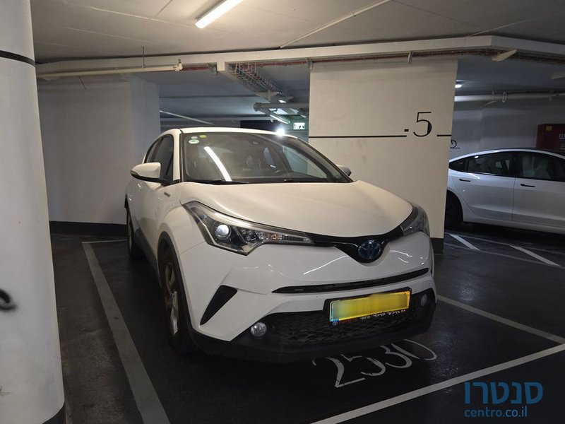 2019' Toyota C-HR טויוטה photo #1