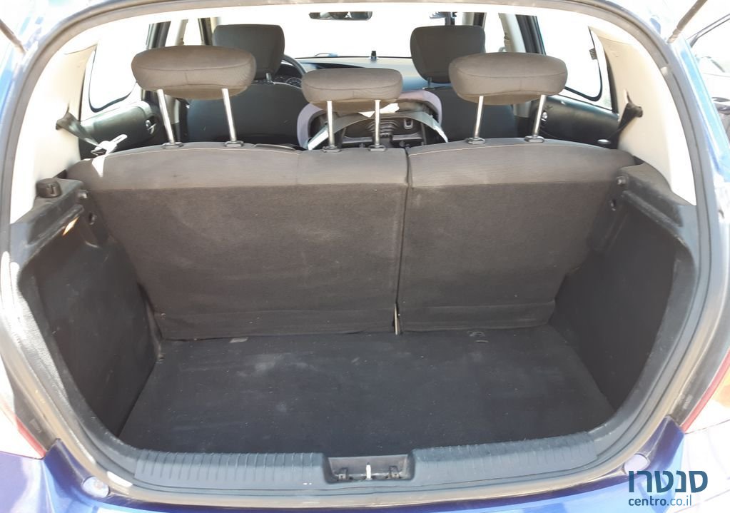 2011' Hyundai i20 יונדאי photo #5