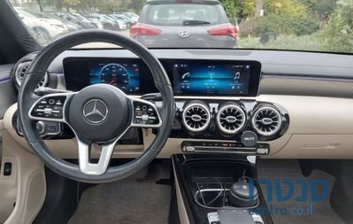 2020' Mercedes-Benz Cla מרצדס photo #2