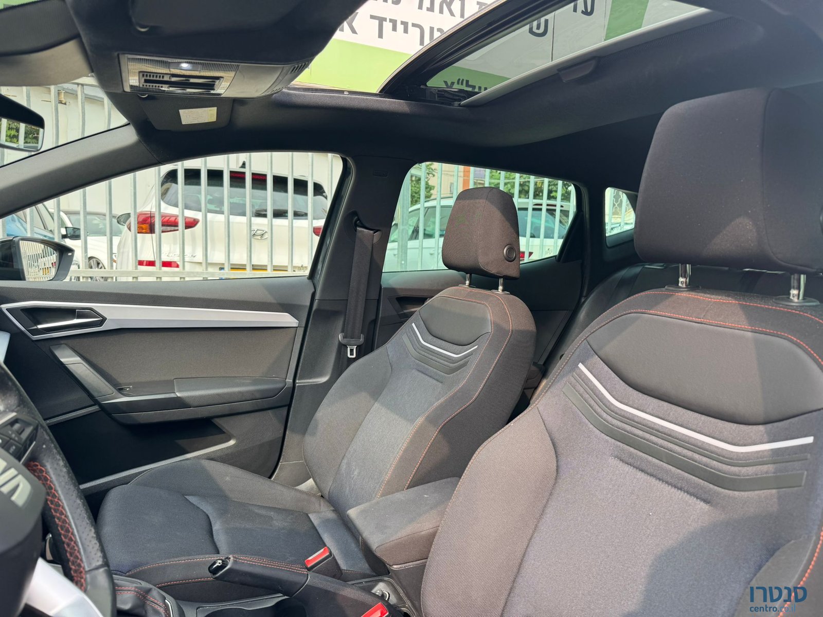 2023' SEAT Ibiza photo #3