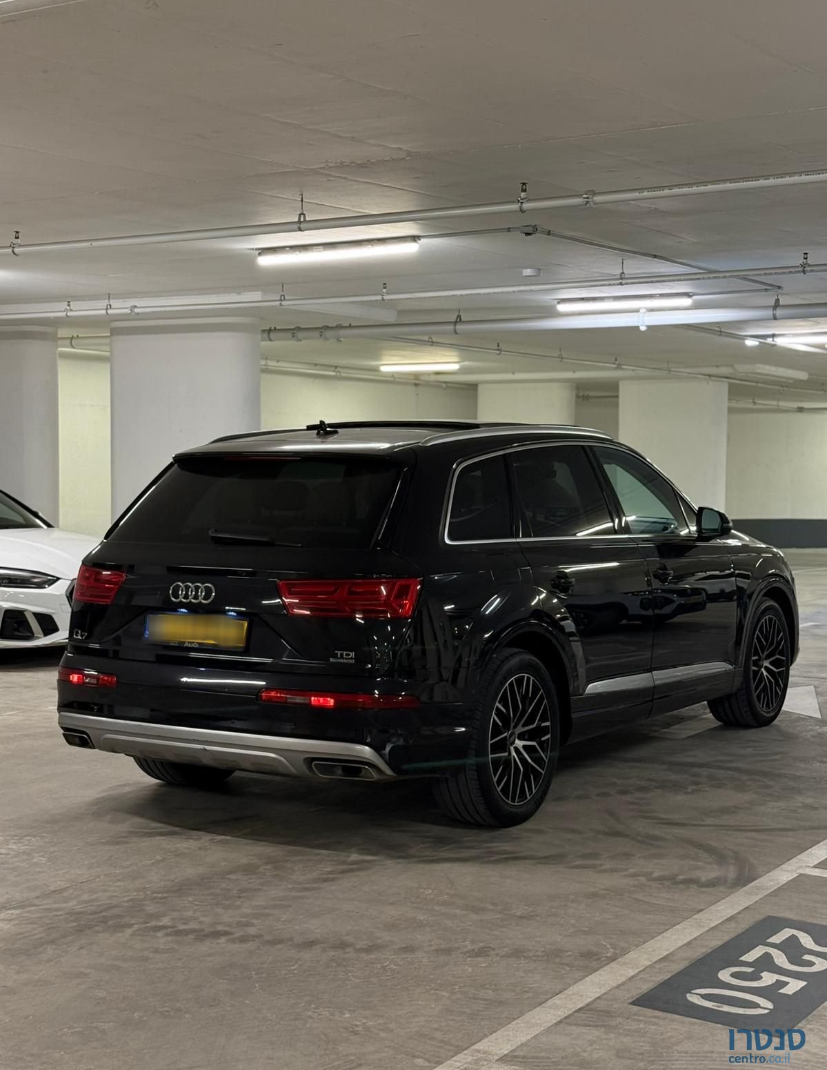 2017' Audi Q7 אאודי photo #1