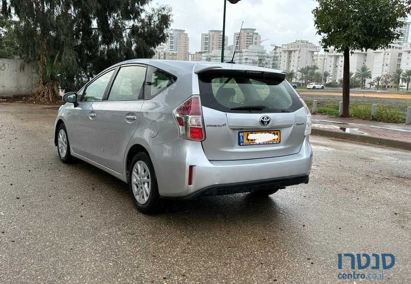 2018' Toyota Prius טויוטה פריוס פלוס photo #4
