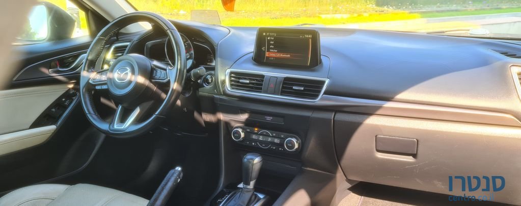 2017' Mazda 3 מאזדה photo #4