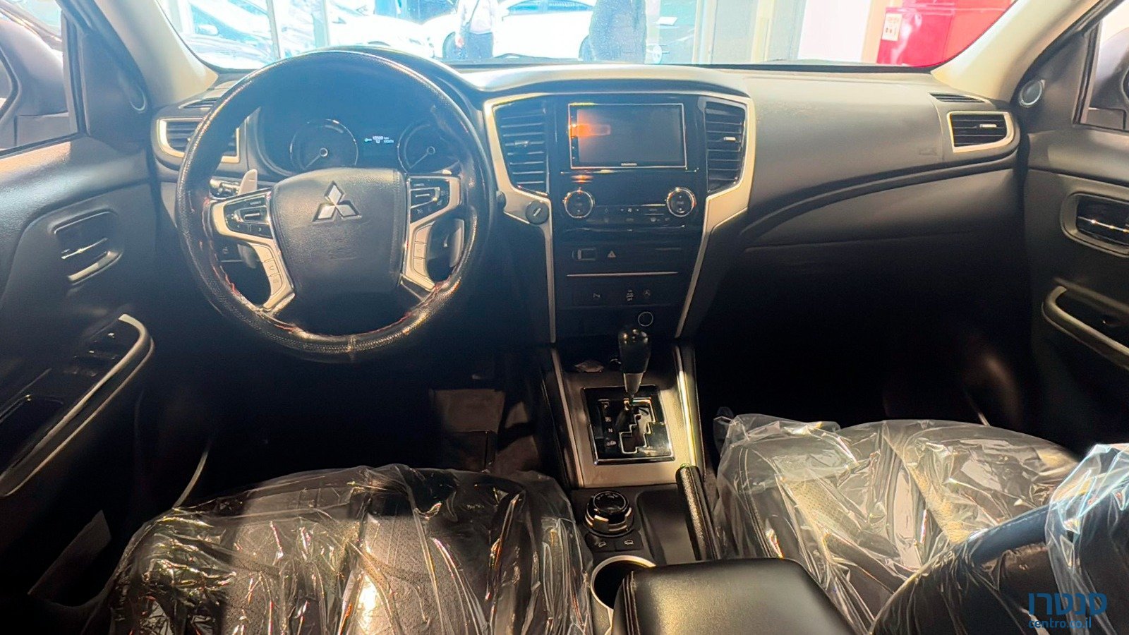 2023' Mitsubishi L 200 photo #5