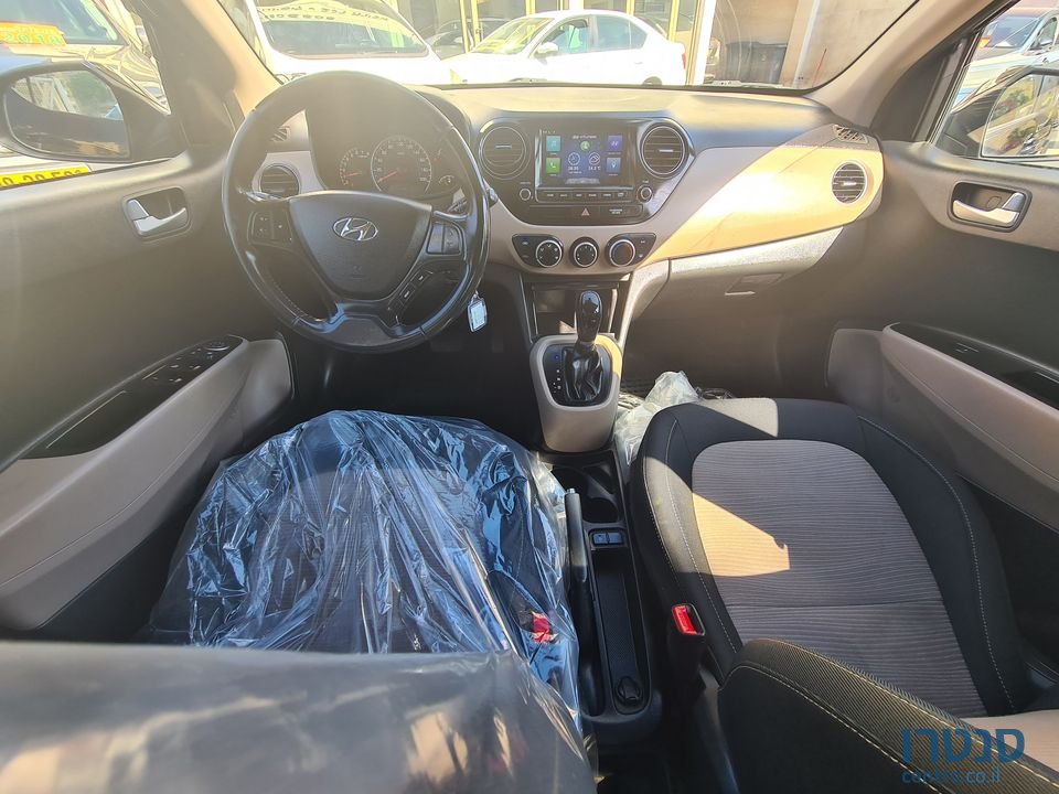 2017' Hyundai i10 photo #5