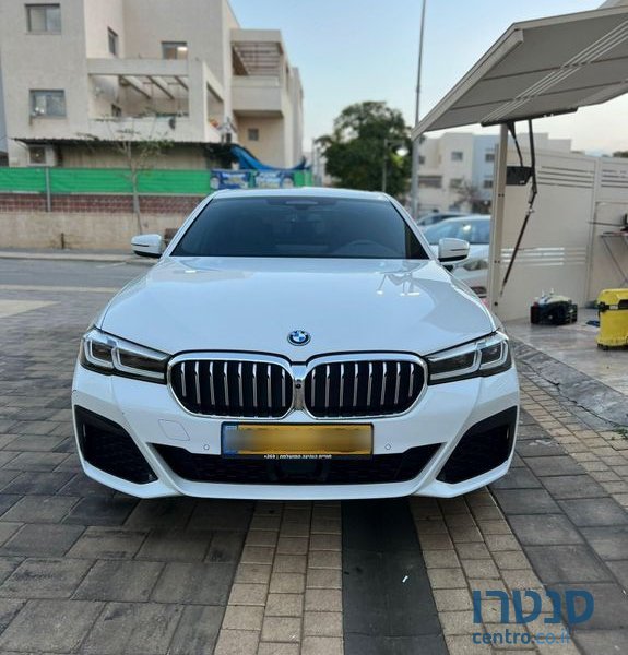 2022' BMW 5 Series ב.מ.וו סדרה 5 photo #2