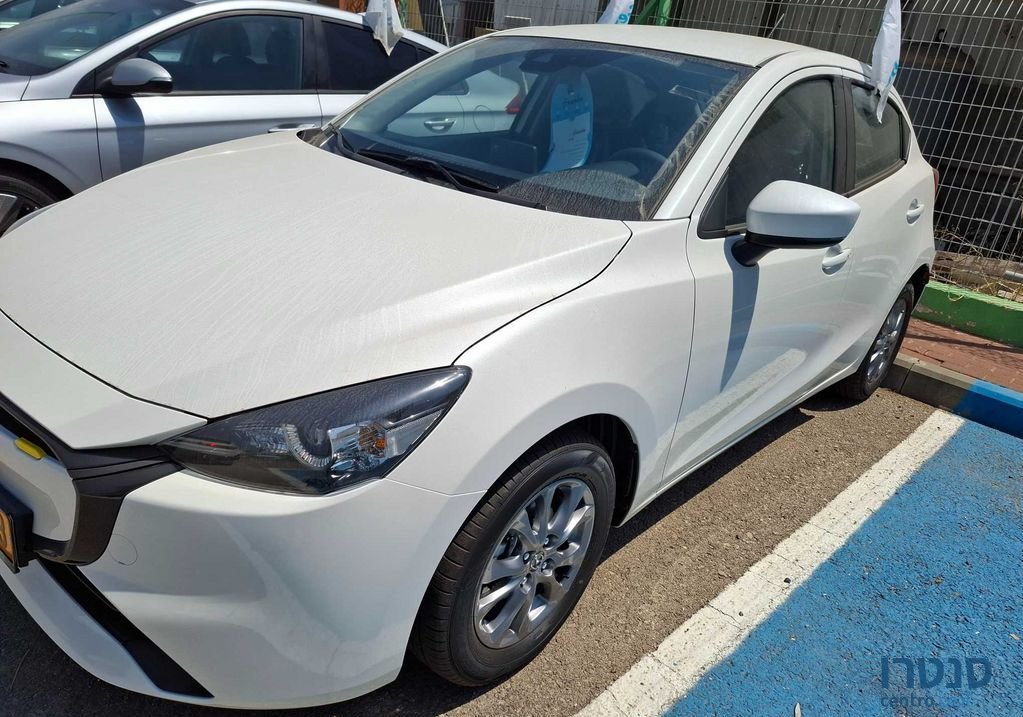 2024' Mazda 2 מאזדה photo #2