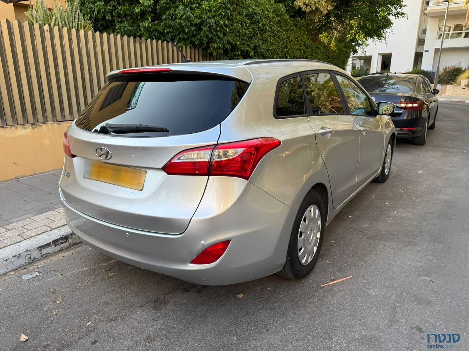 2013' Hyundai i30 photo #3