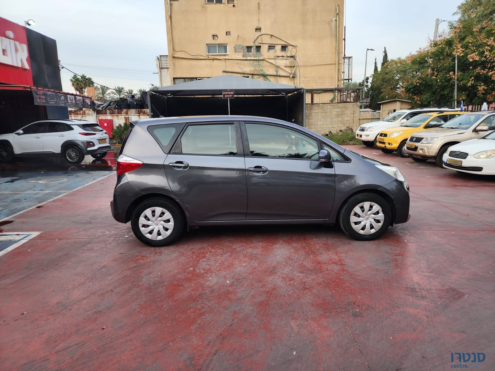 2014' Toyota Verso S photo #3