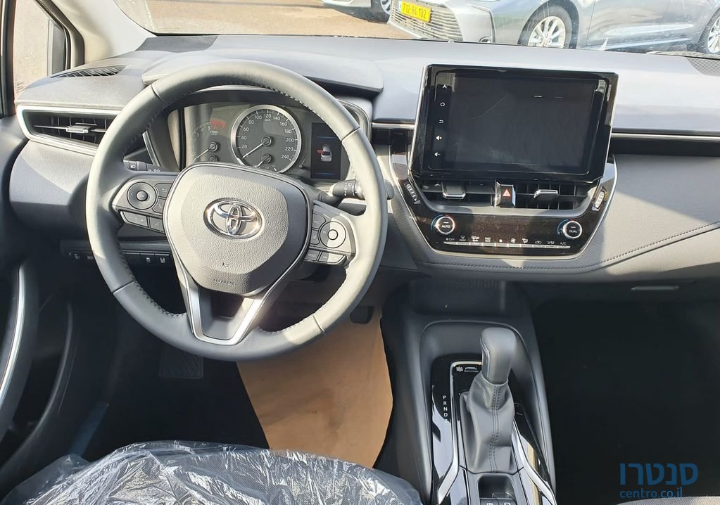 2021' Toyota Corolla טויוטה קורולה photo #1