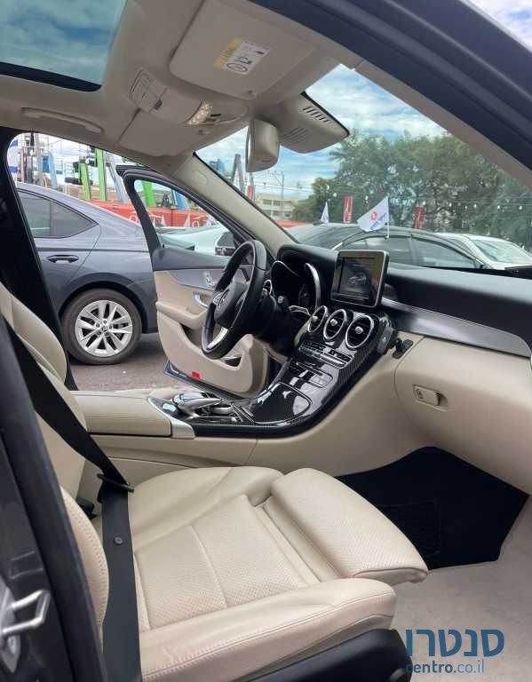 2017' Mercedes-Benz C-Class מרצדס photo #4